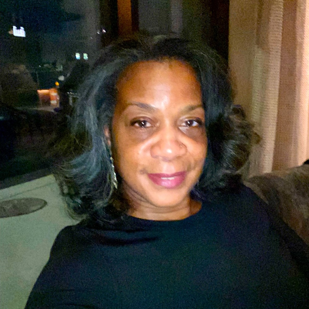 Meet your Posher, Antoinette
